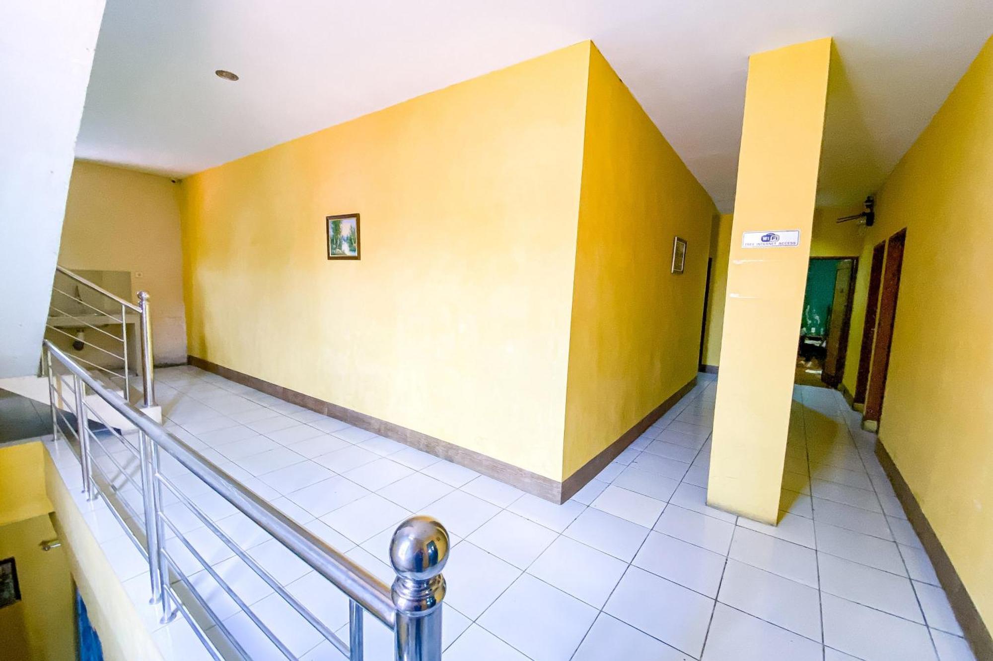 Reddoorz At Sentosa Jaya Helvetia Hotel Medan Exterior photo